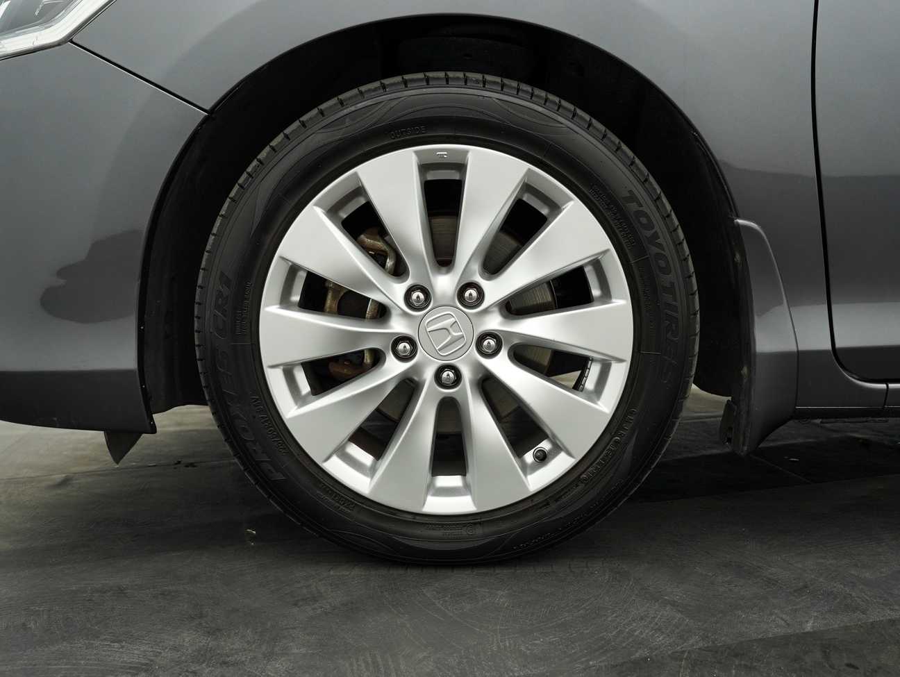 used 2016 Honda Accord VTi-L 2.0