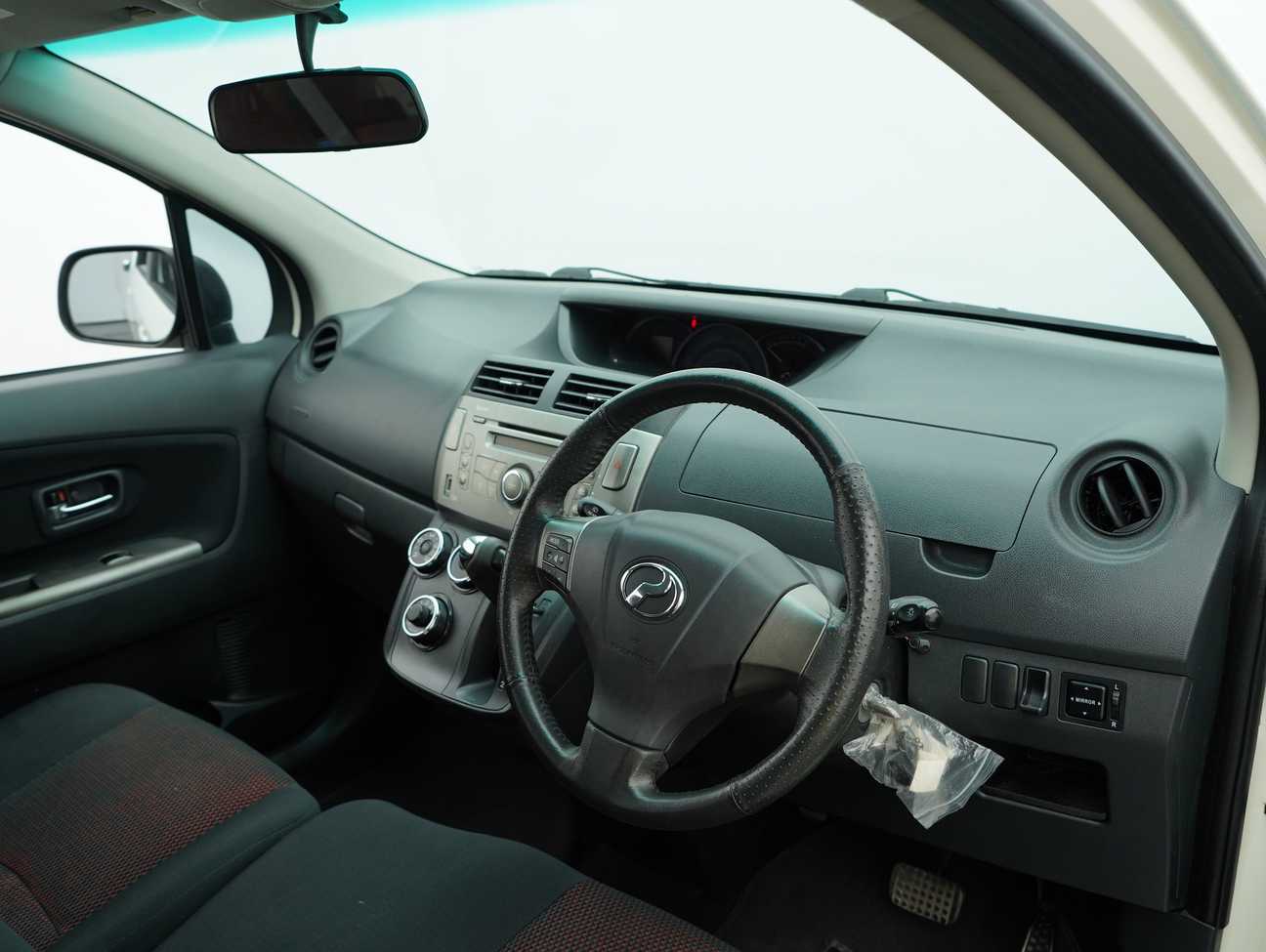 terpakai 2015 Perodua Alza SE 1.5