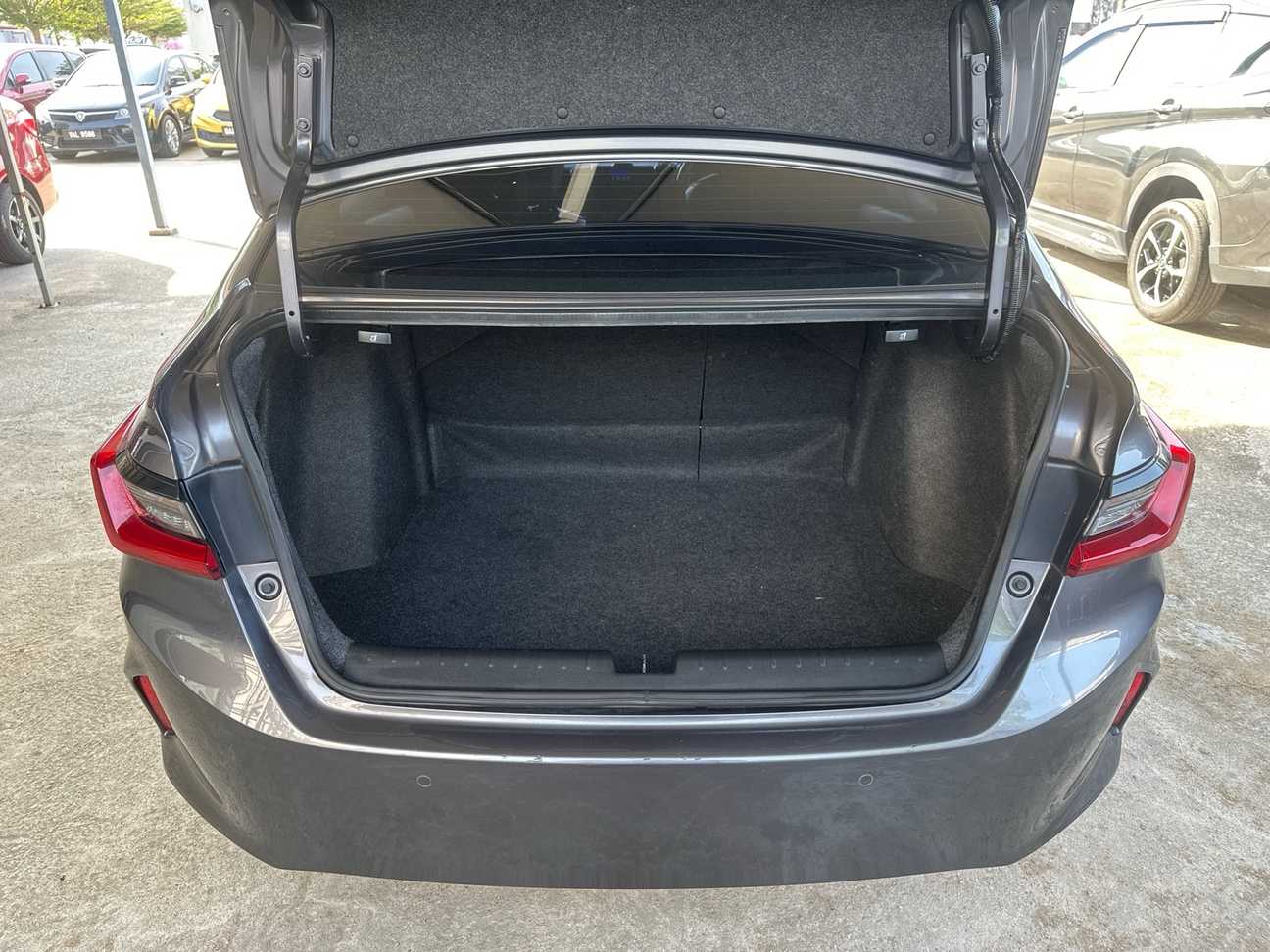 used 2021 Honda City V 1.5