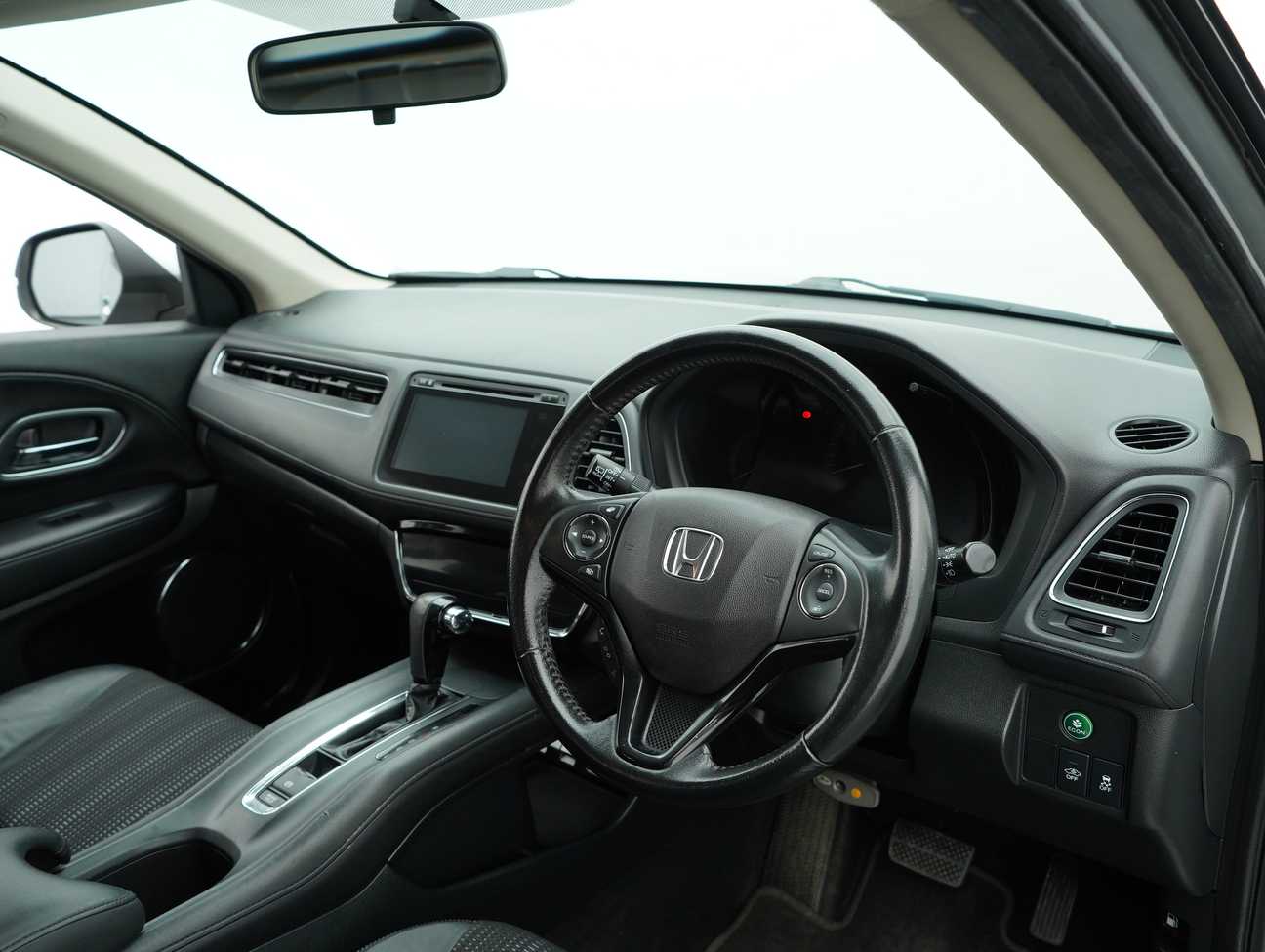 used 2015 Honda HR-V V 1.8