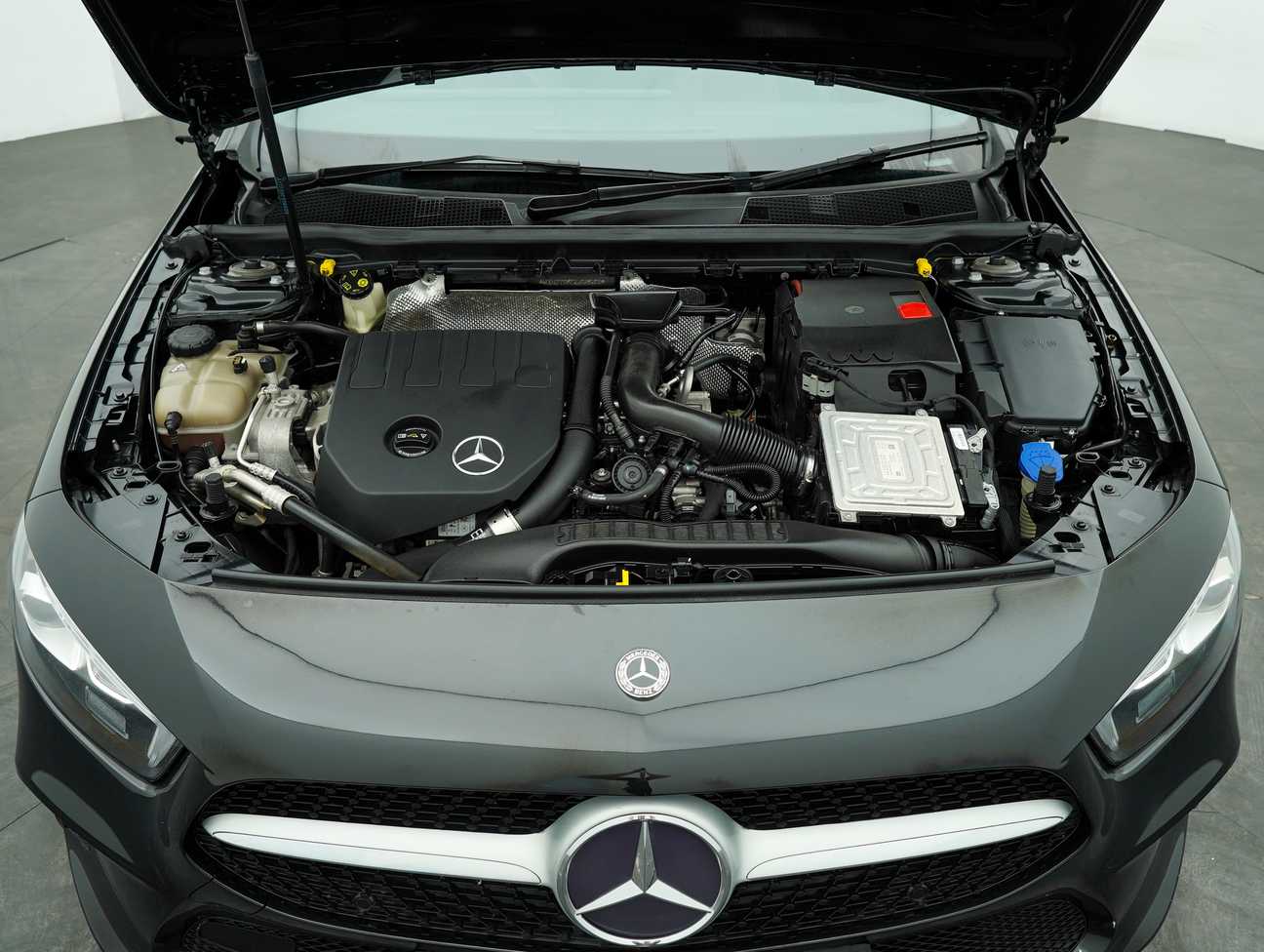 used 2018 Mercedes-Benz A200 Progressive Line 1.3