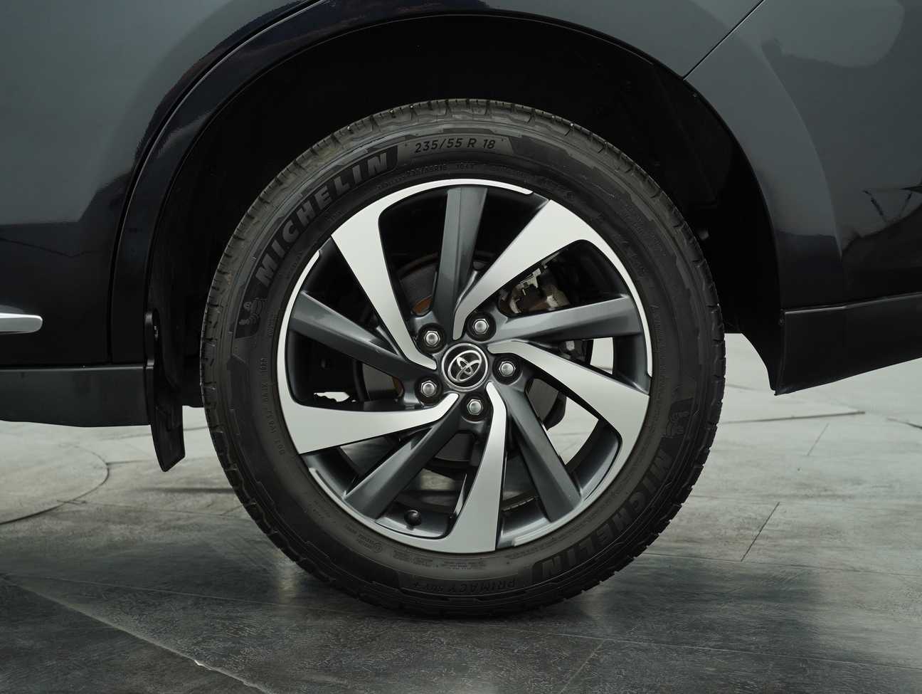 terpakai 2018 Toyota Harrier Premium 2.0