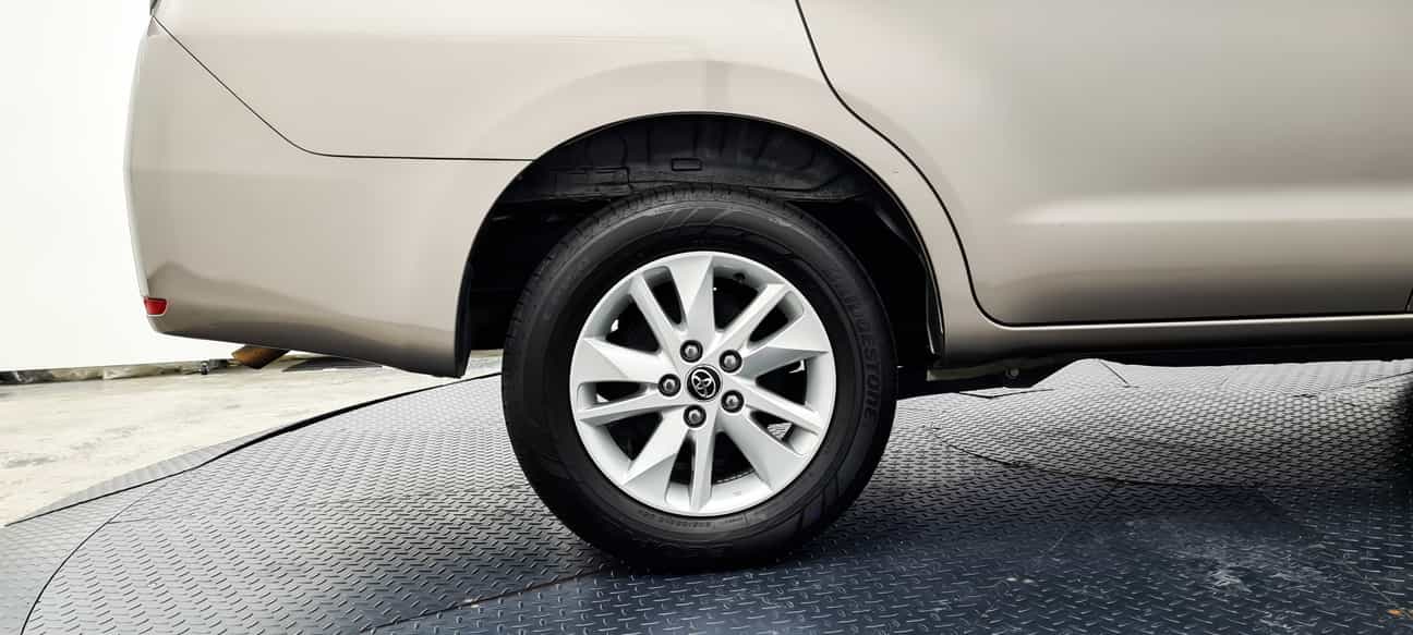 used 2018 Toyota INNOVA G 2.0