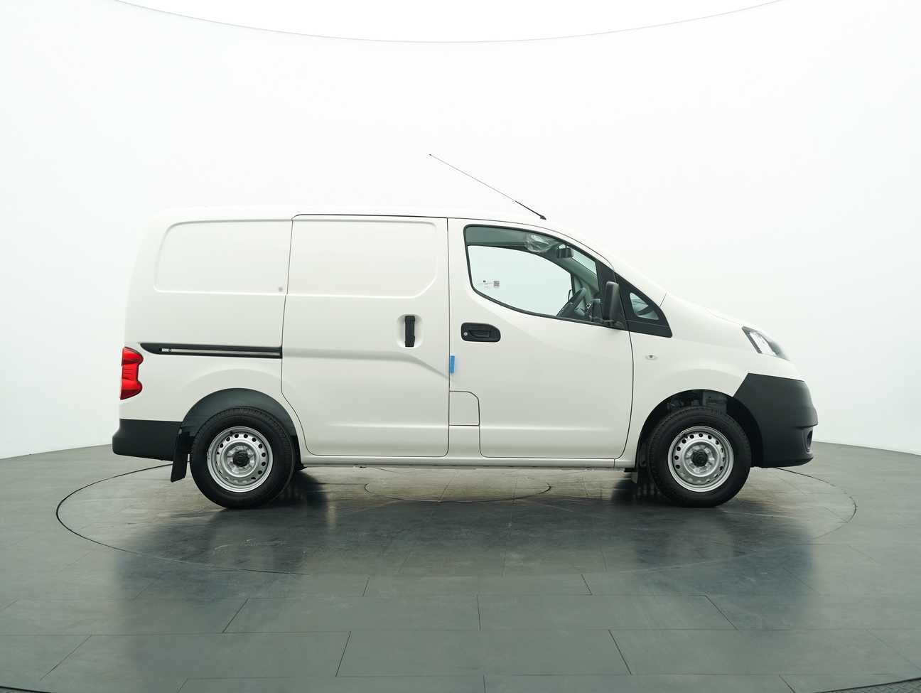 used 2024 Nissan NV200 Panel 1.6