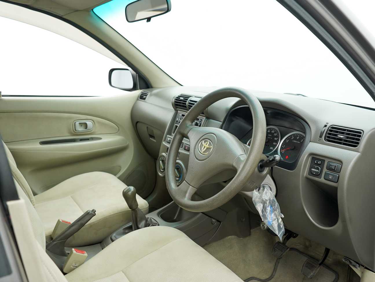 used 2010 Toyota Avanza  1.3