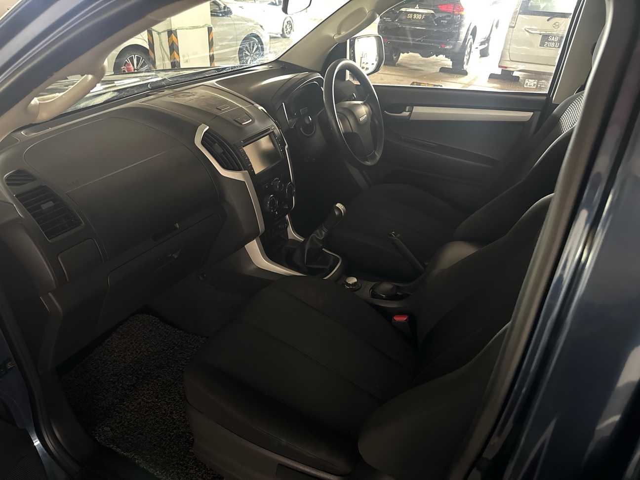 used 2017 Isuzu D-Max Dual Cab 2.5