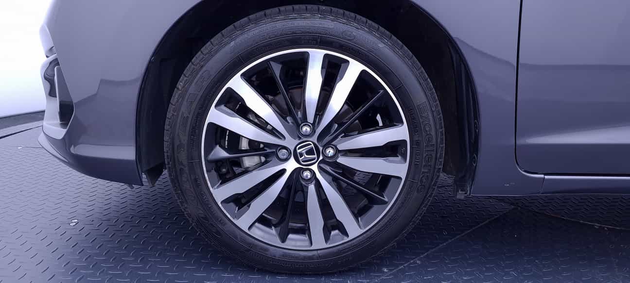 used 2020 Honda JAZZ V 1.5