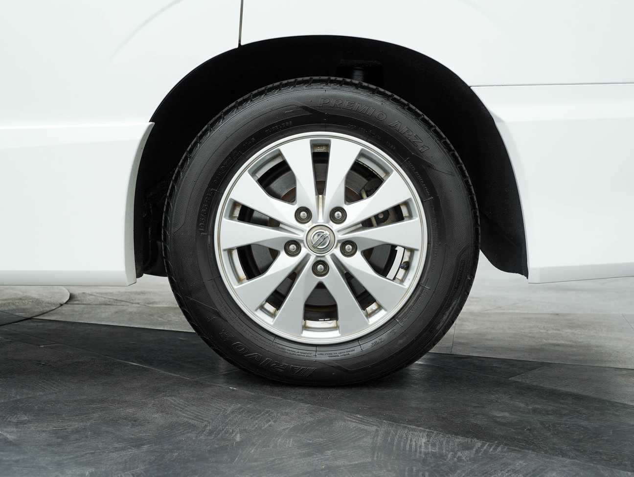 used 2019 Nissan Serena S-Hybrid High-Way Star 2.0