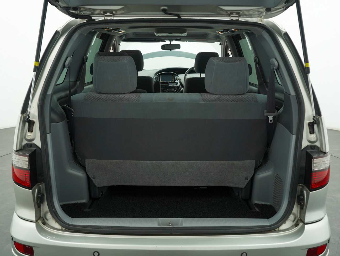 terpakai 2001 Toyota Estima Aeras 2.4