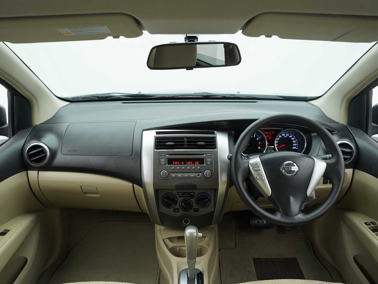 used 2015 Nissan Grand Livina Comfort 1.6