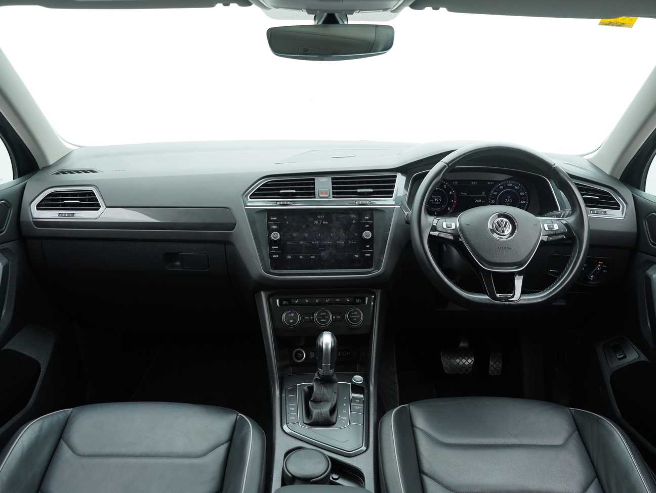 buy-used-2018-volkswagen-tiguan-tsi-highline-1-4-carsome-my