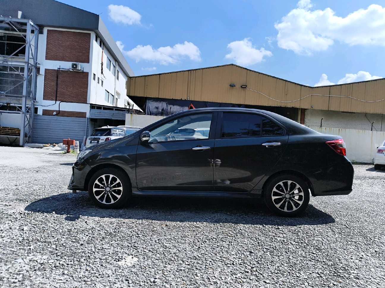 terpakai 2023 Perodua Bezza Advance 1.3