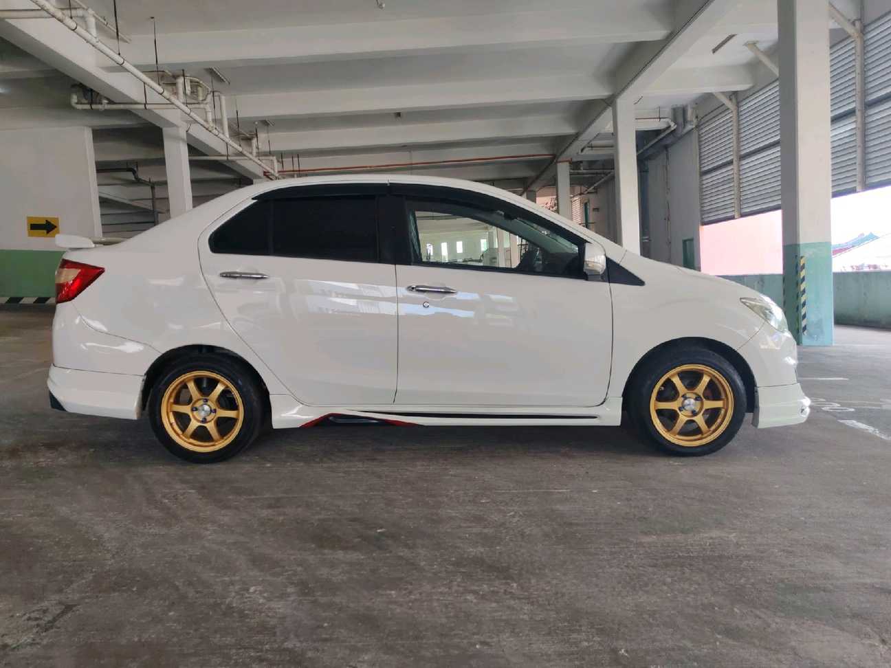 terpakai 2017 Perodua Bezza X Premium 1.3
