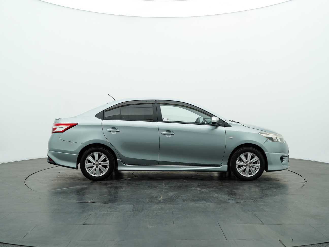 used 2014 Toyota Vios J 1.5