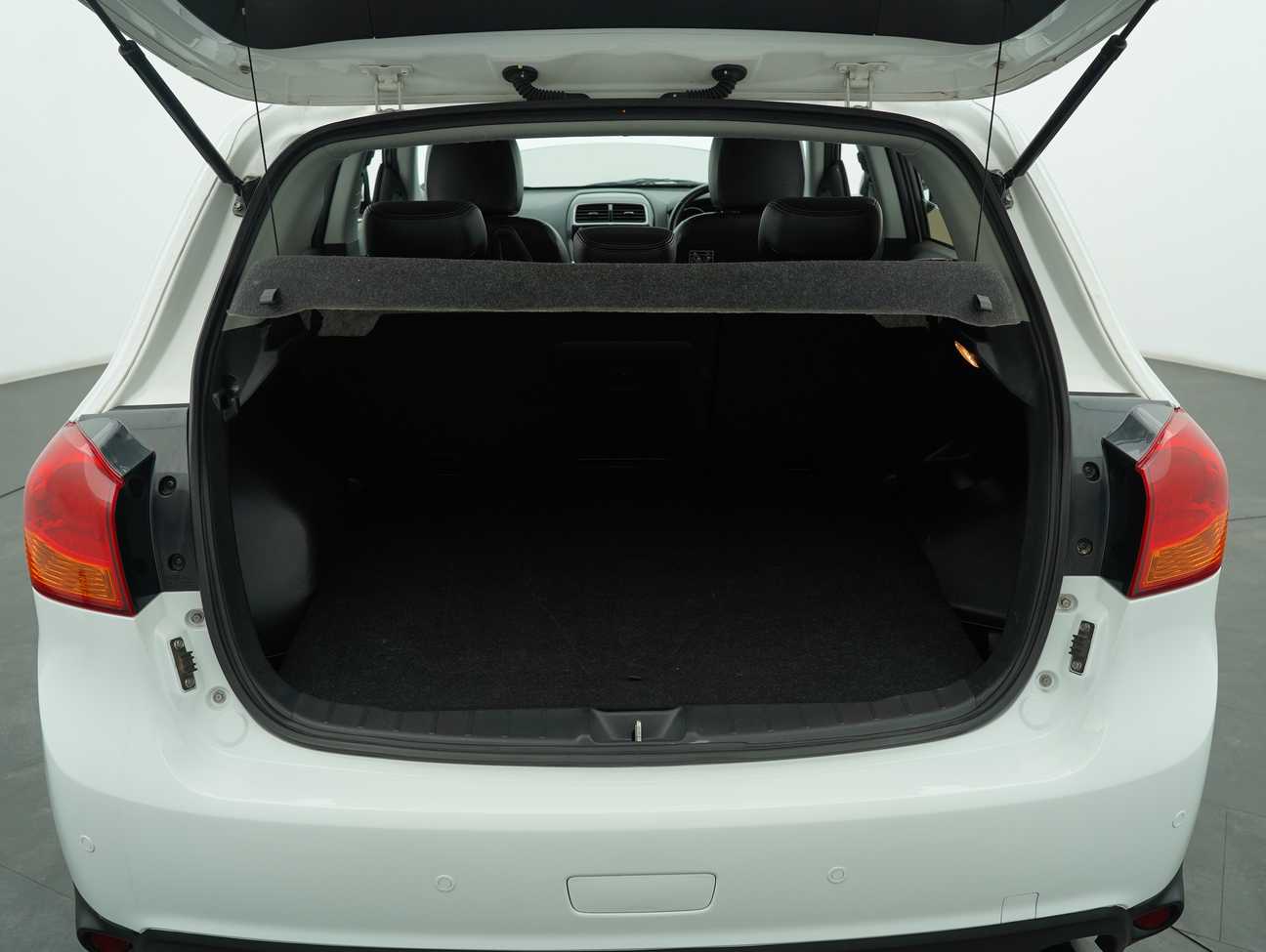 used 2016 Mitsubishi ASX  2.0