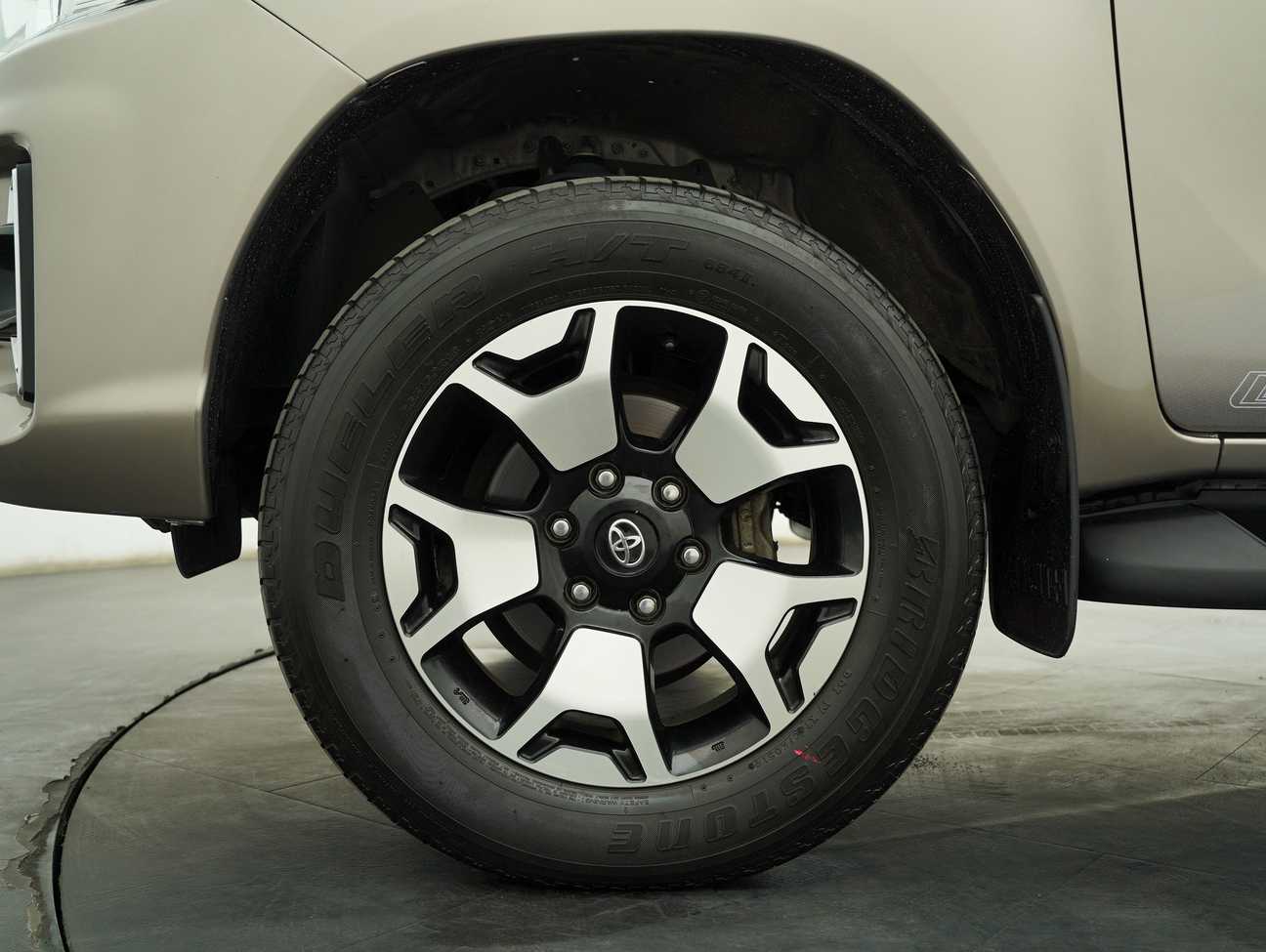 terpakai 2018 Toyota Hilux L-Edition Dual Cab 2.4