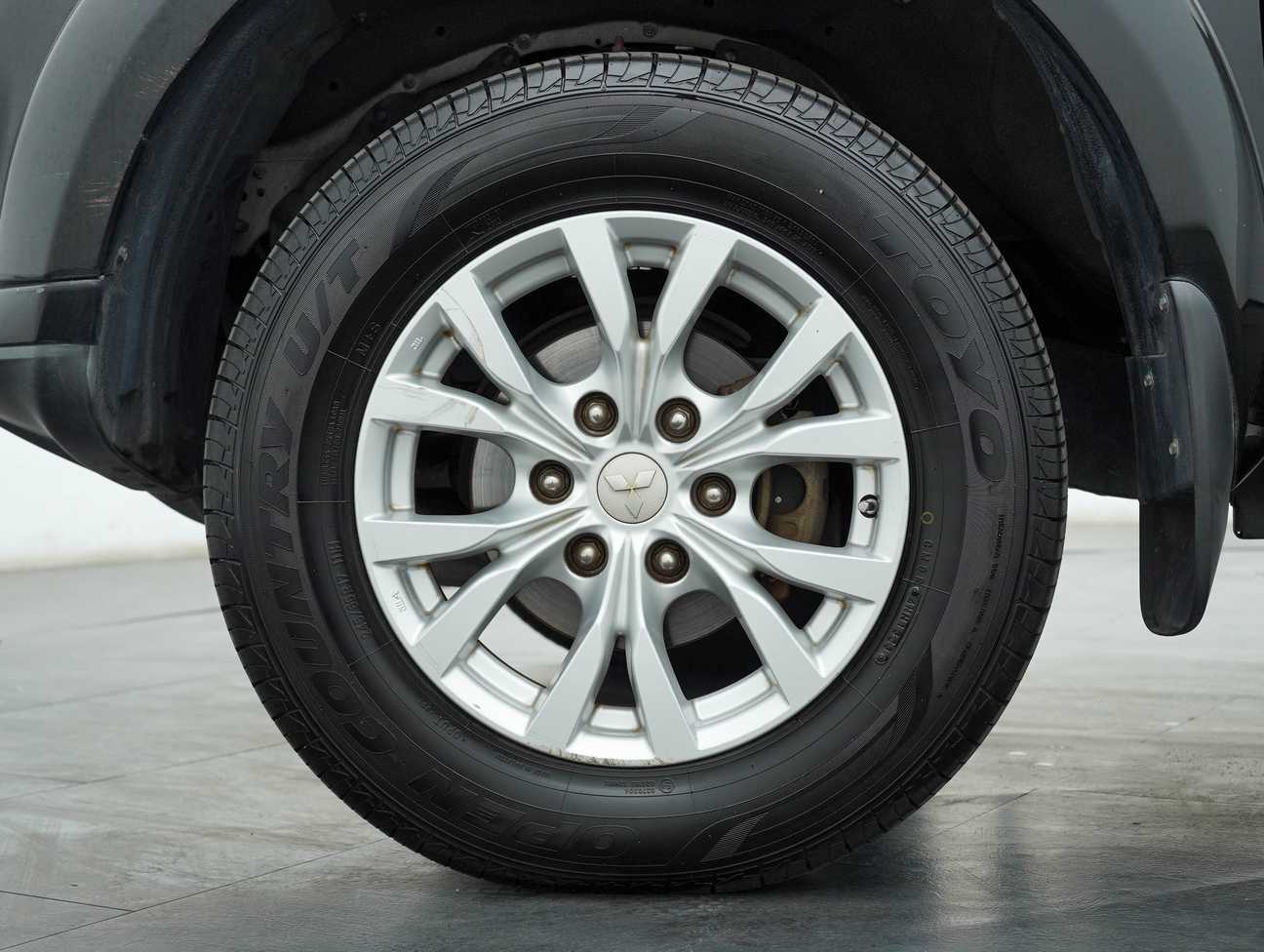 used 2014 Mitsubishi Triton VGT GS Dual Cab 4X4 2.5