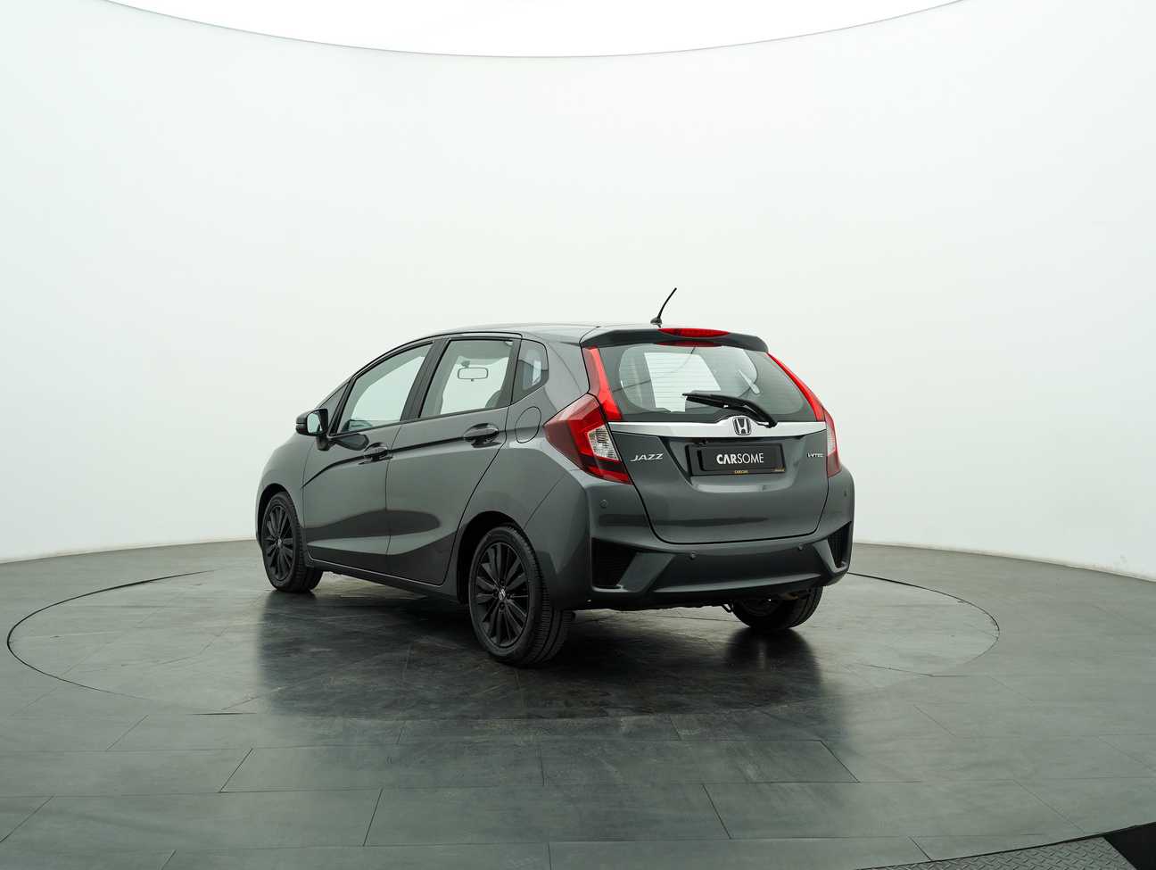 used 2016 Honda Jazz V 1.5