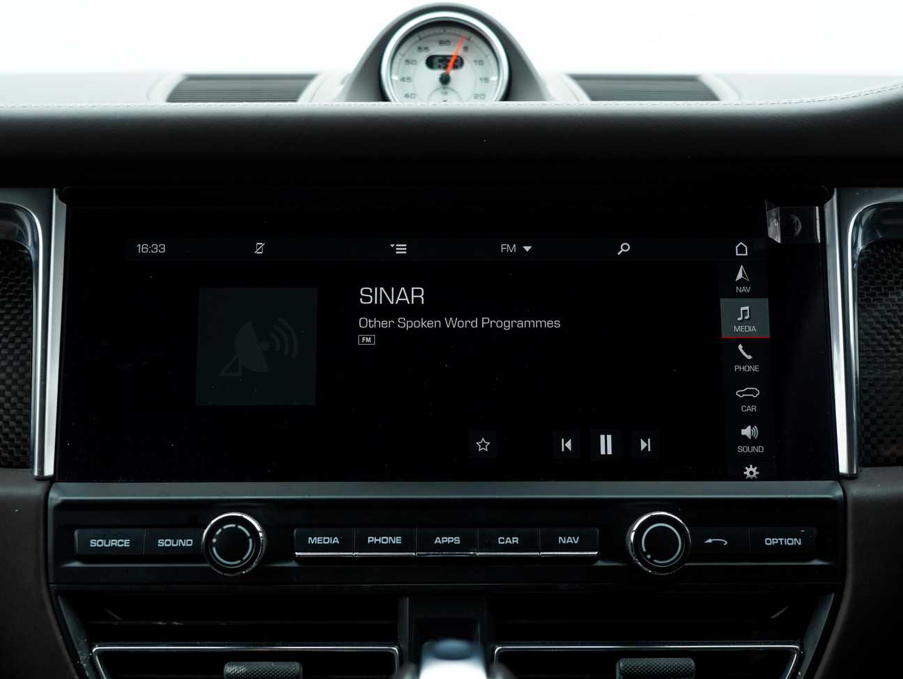 used 2019 Porsche Macan  2.0