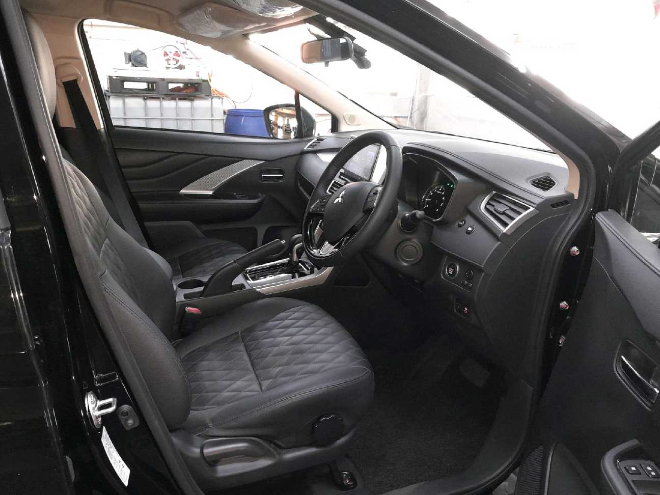 used 2024 Mitsubishi Xpander  1.5