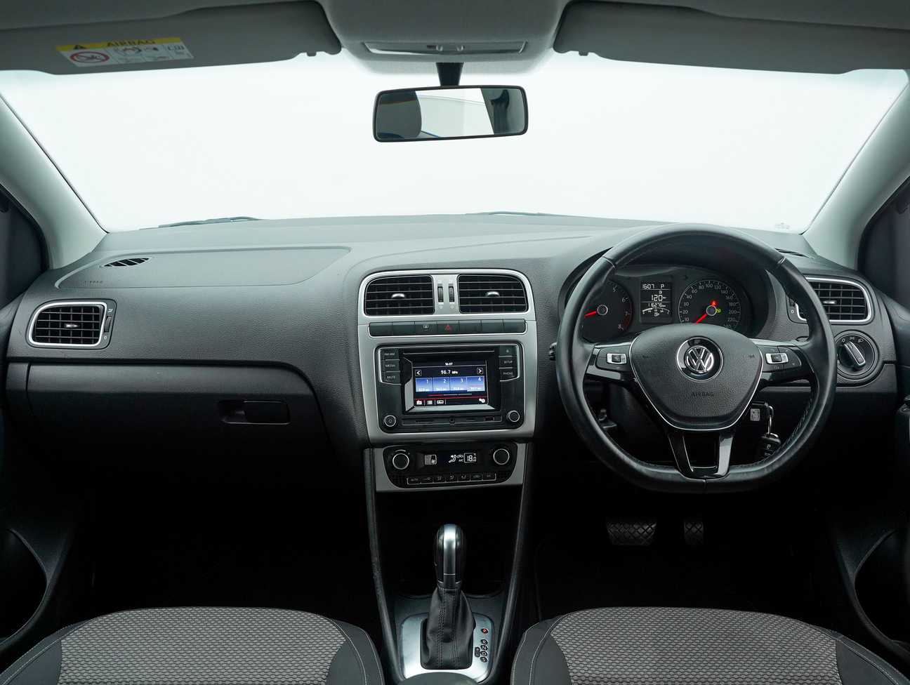 terpakai 2017 Volkswagen Polo  1.6