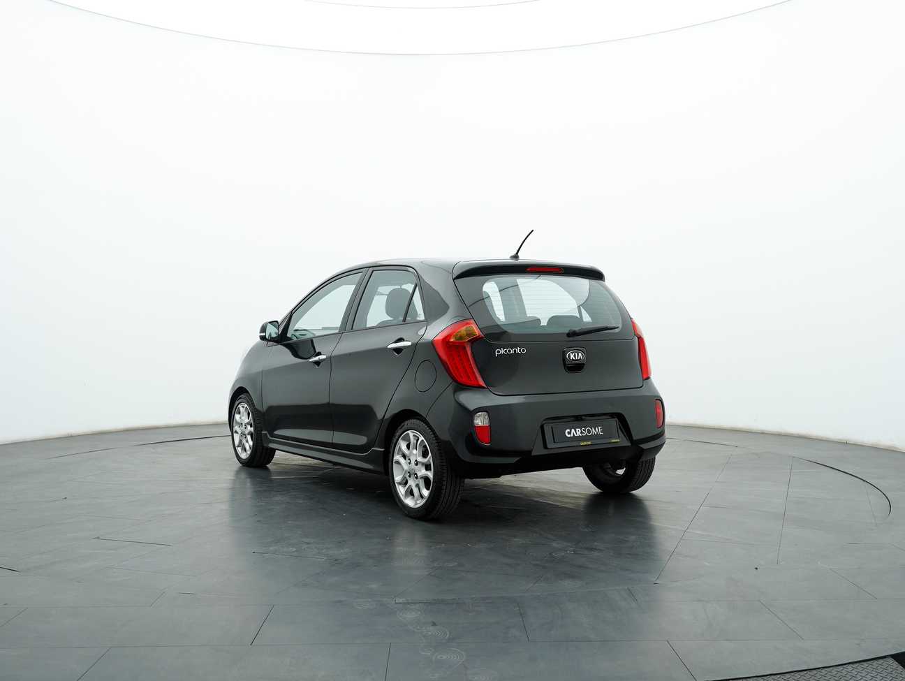 terpakai 2014 Kia Picanto  1.2