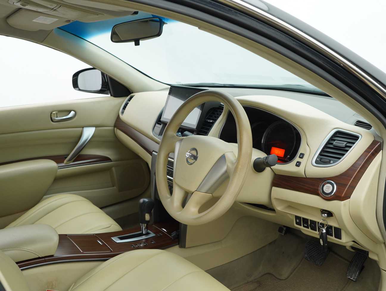 used 2011 Nissan Teana XE Luxury 2.0