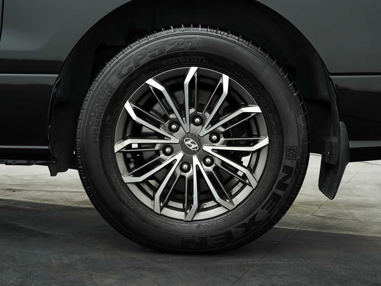 used 2020 Hyundai Grand Starex Executive 2.5