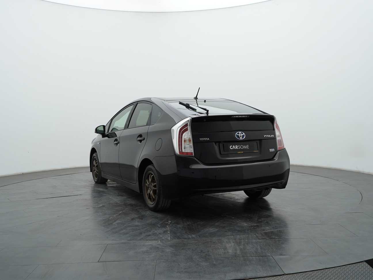 used 2012 Toyota Prius Luxury 1.8