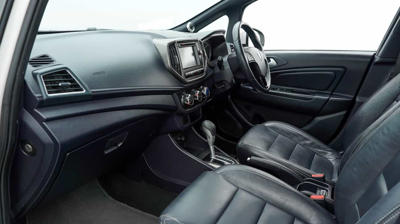 used 2014 Proton IRIZ PREMIUM 1.6