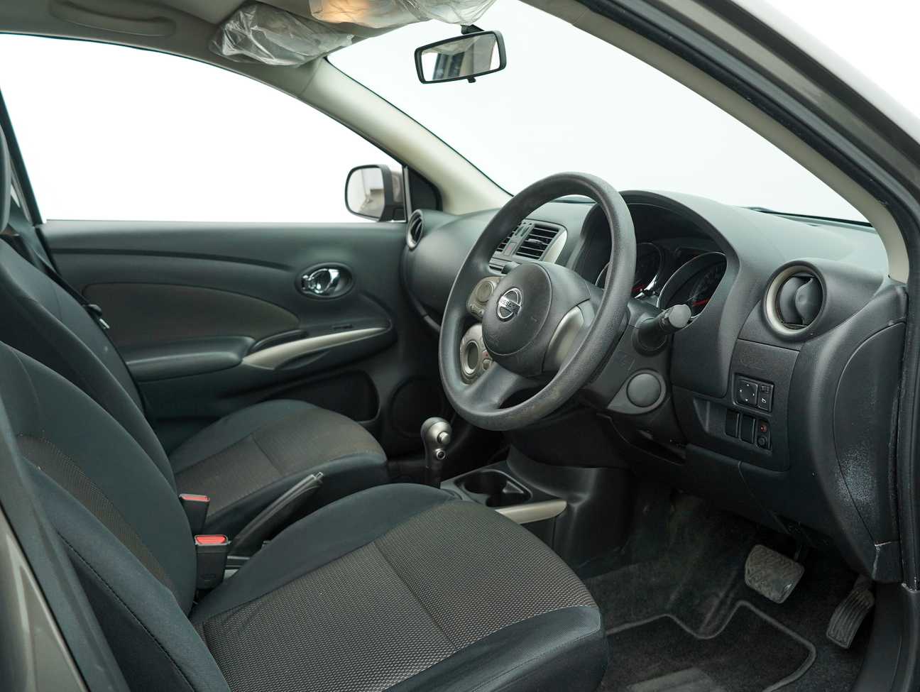 used 2014 Nissan Almera VL 1.5