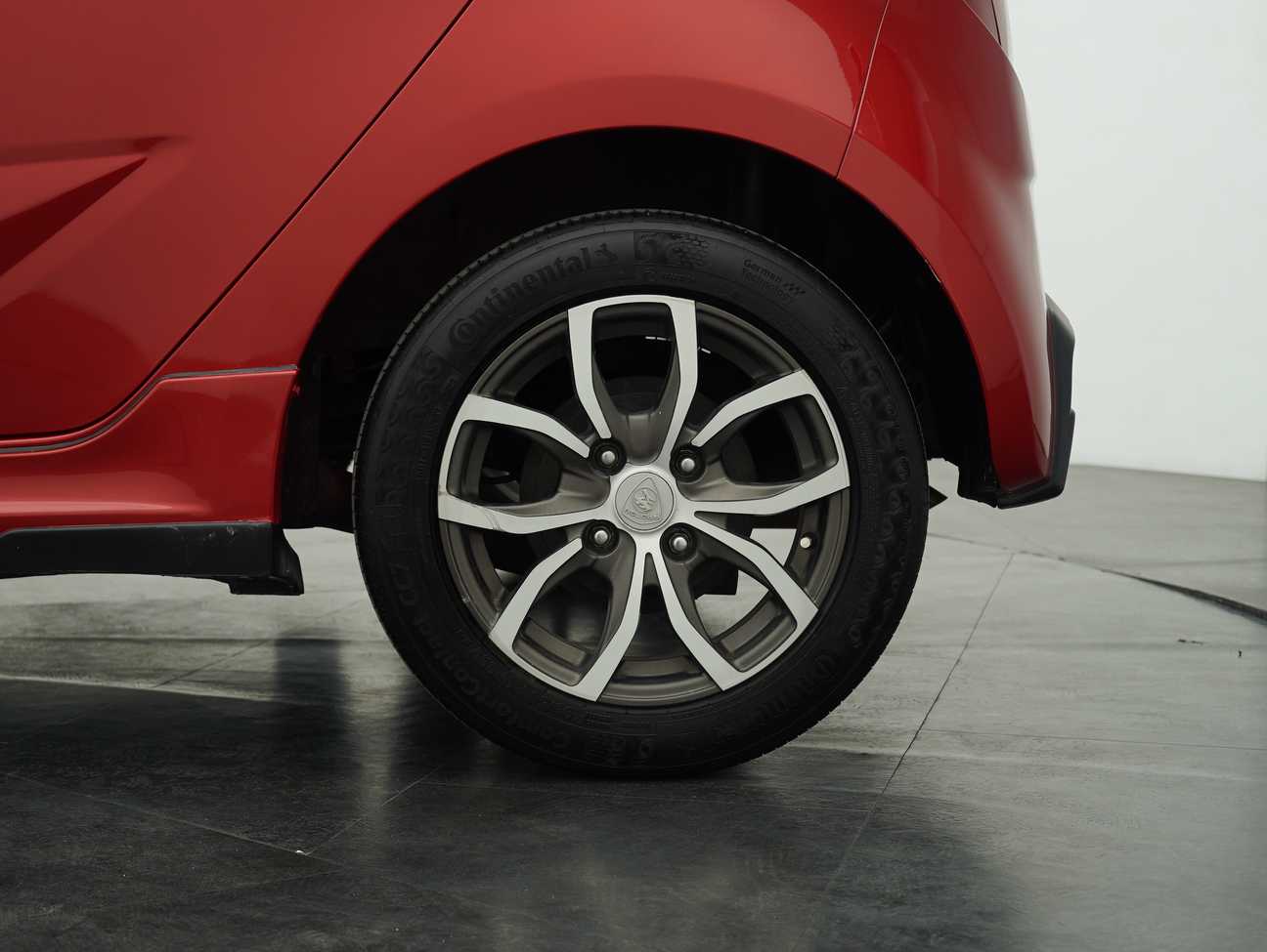 terpakai 2017 Proton Iriz Premium 1.6