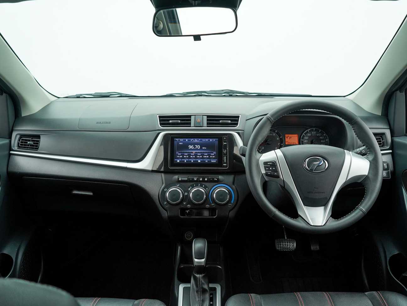 terpakai 2022 Perodua Bezza Advance 1.3