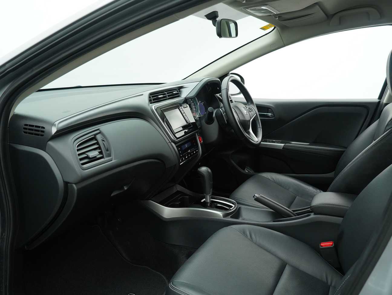 used 2018 Honda City V i-VTEC 1.5
