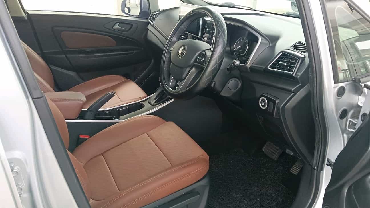 used 2023 Proton Persona Premium 1.6