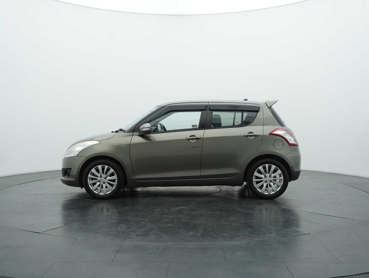 used 2015 Suzuki Swift GLX 1.4