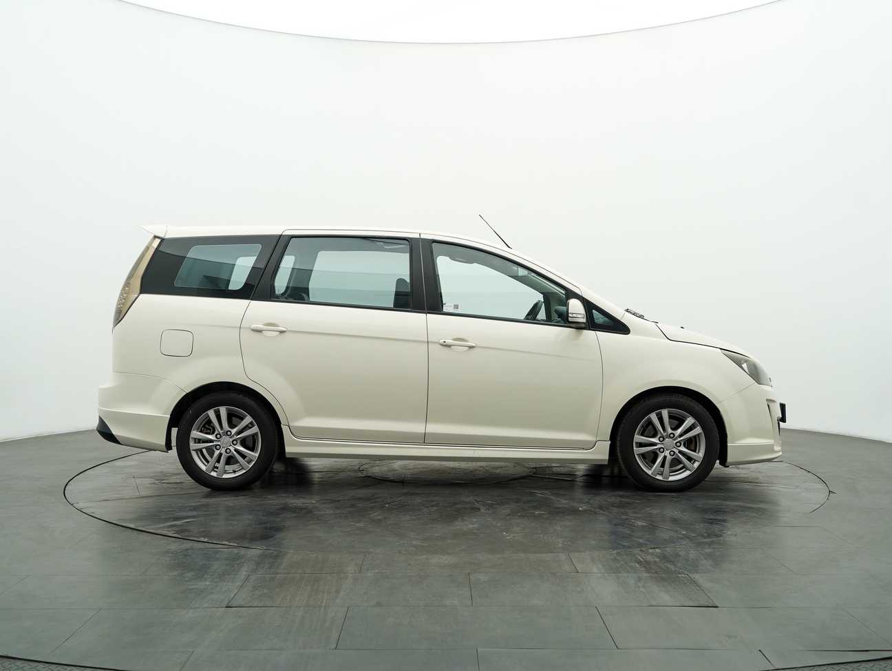 terpakai 2013 Proton Exora Bold CFE Premium 1.6