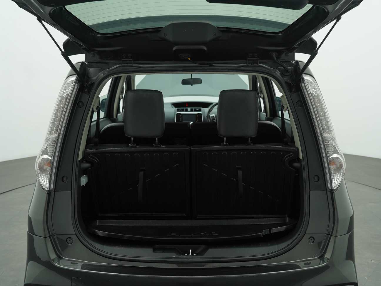 terpakai 2019 Perodua Alza Advance 1.5