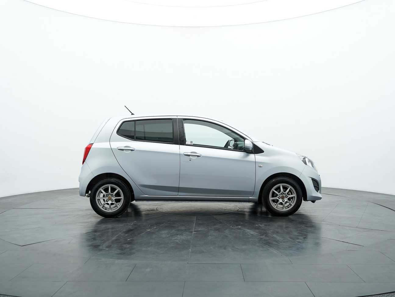 used 2016 Perodua AXIA G 1.0