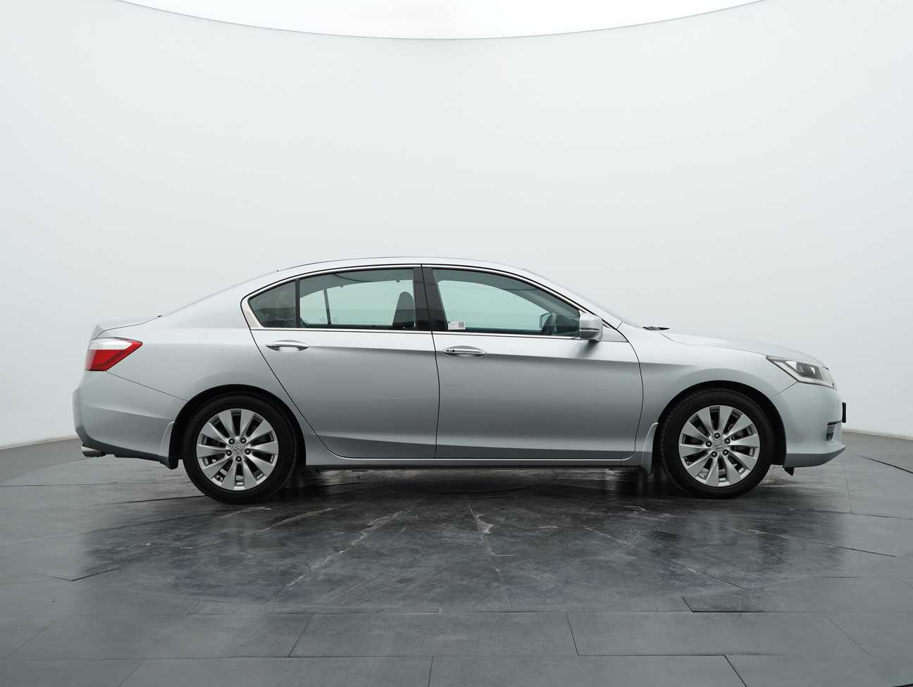 used 2015 Honda Accord VTi-L 2.0