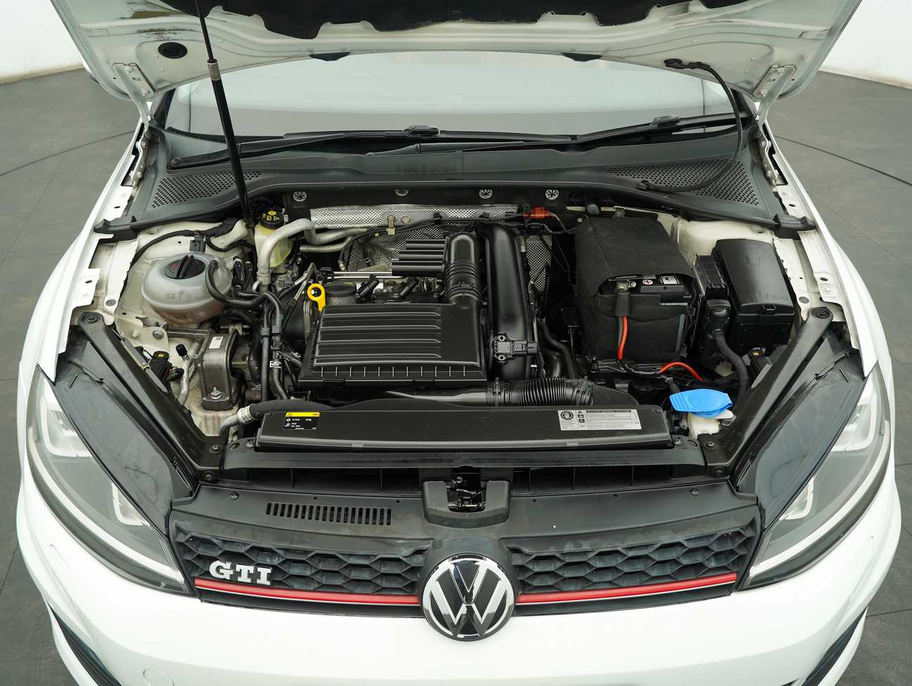 used 2016 Volkswagen Golf TSI Highline 1.4