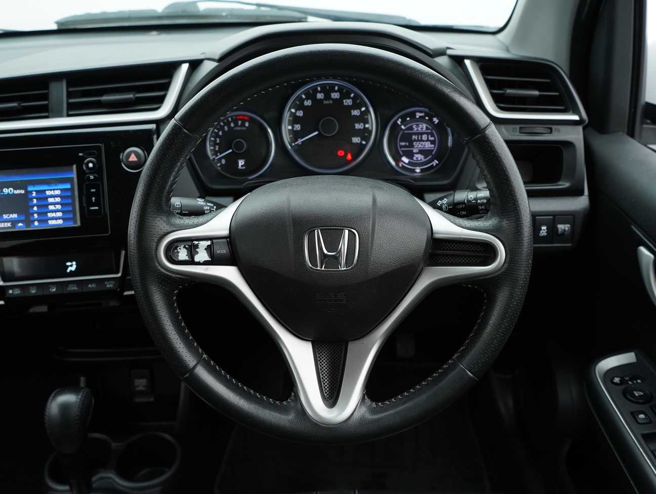 used 2018 Honda BR-V V 1.5