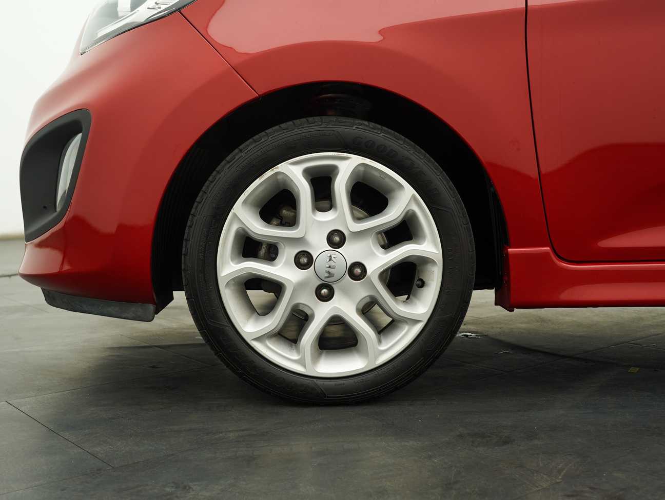 terpakai 2015 Kia Picanto  1.2