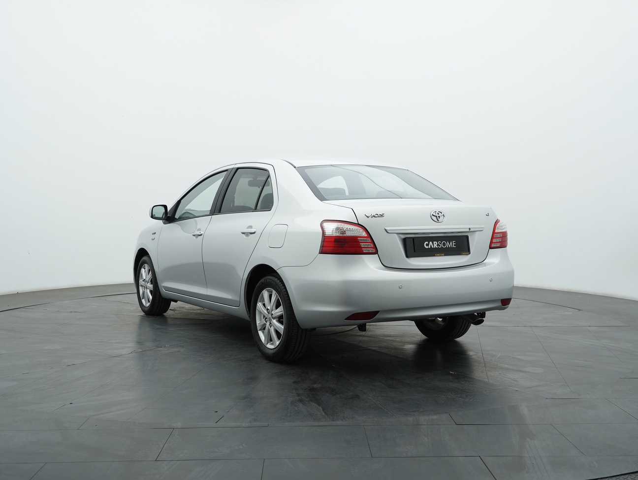 terpakai 2011 Toyota Vios J 1.5