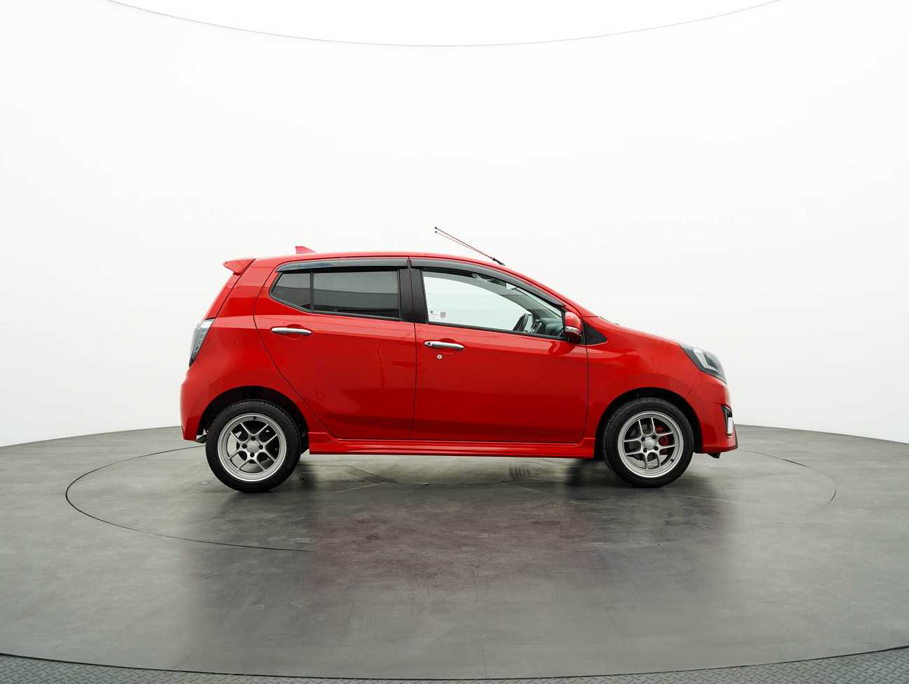 terpakai 2018 Perodua AXIA Advance 1.0