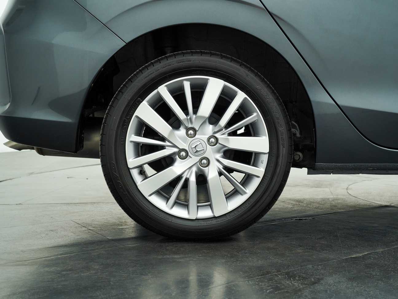 terpakai 2023 Honda City V i-VTEC 1.5