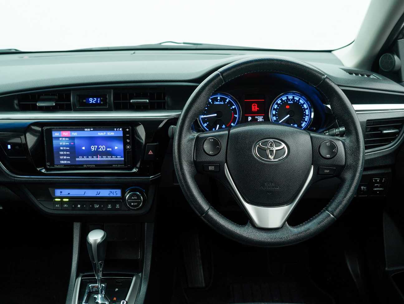 terpakai 2015 Toyota Corolla Altis G 1.8