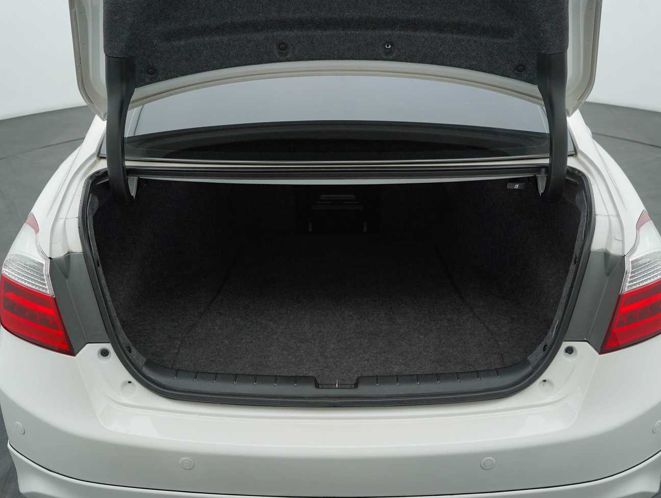 used 2014 Honda Accord VTi-L 2.4