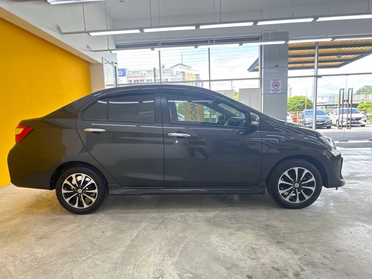 terpakai 2021 Perodua Bezza Advance 1.3