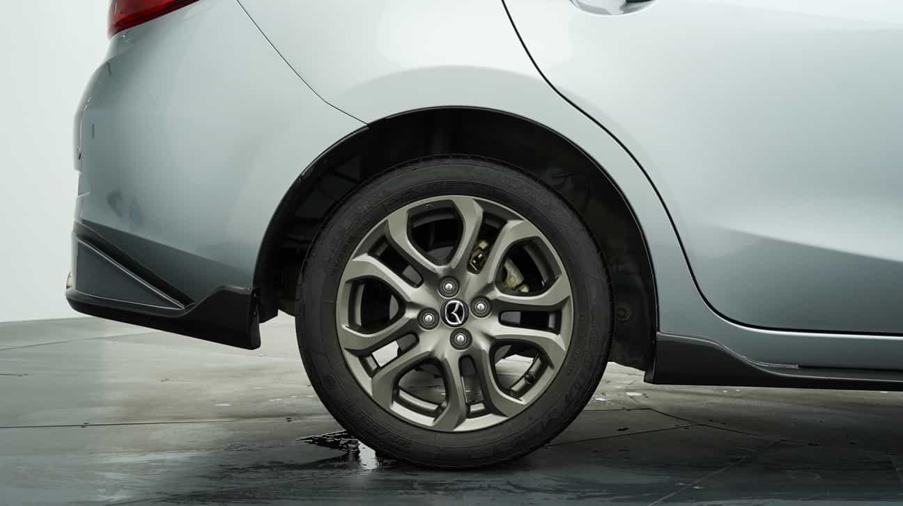 used 2017 Mazda 2 SEDAN 1.5